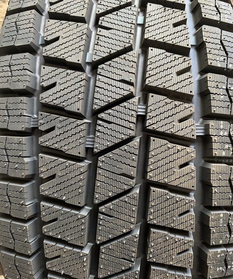 Sailun Ice Blazer Arctic SUV 235/55 R17 103H (XL) в KOLOBOX
